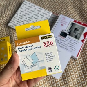 Уголки и скотч для вклеивания фото в альбом